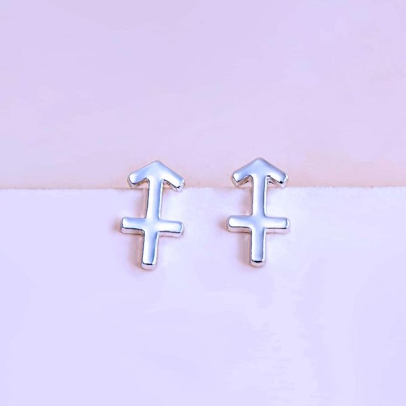 SAGITTARIUS Zodiac Silvertone Stud Earrings on Card NEW! 1125x2 - Picture 2 of 3